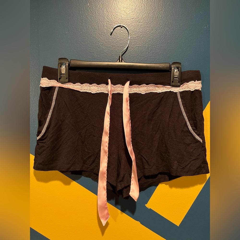 Cosmopolitan Black & Pink Sleep Shorts NWOT